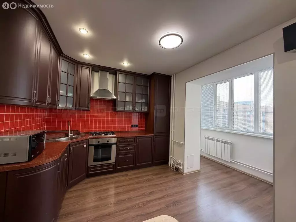 2-комнатная квартира: Казань, улица Болотникова, 9 (73.2 м) - Фото 1