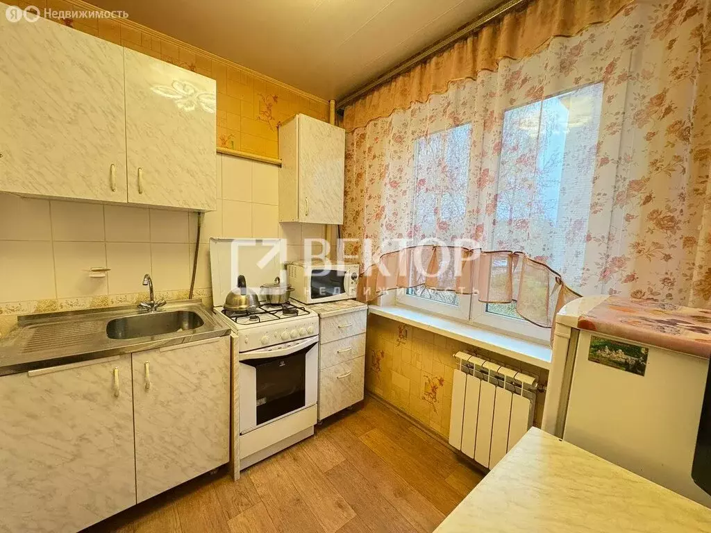 3-комнатная квартира: Иваново, улица Шубиных, 21 (50.5 м) - Фото 2