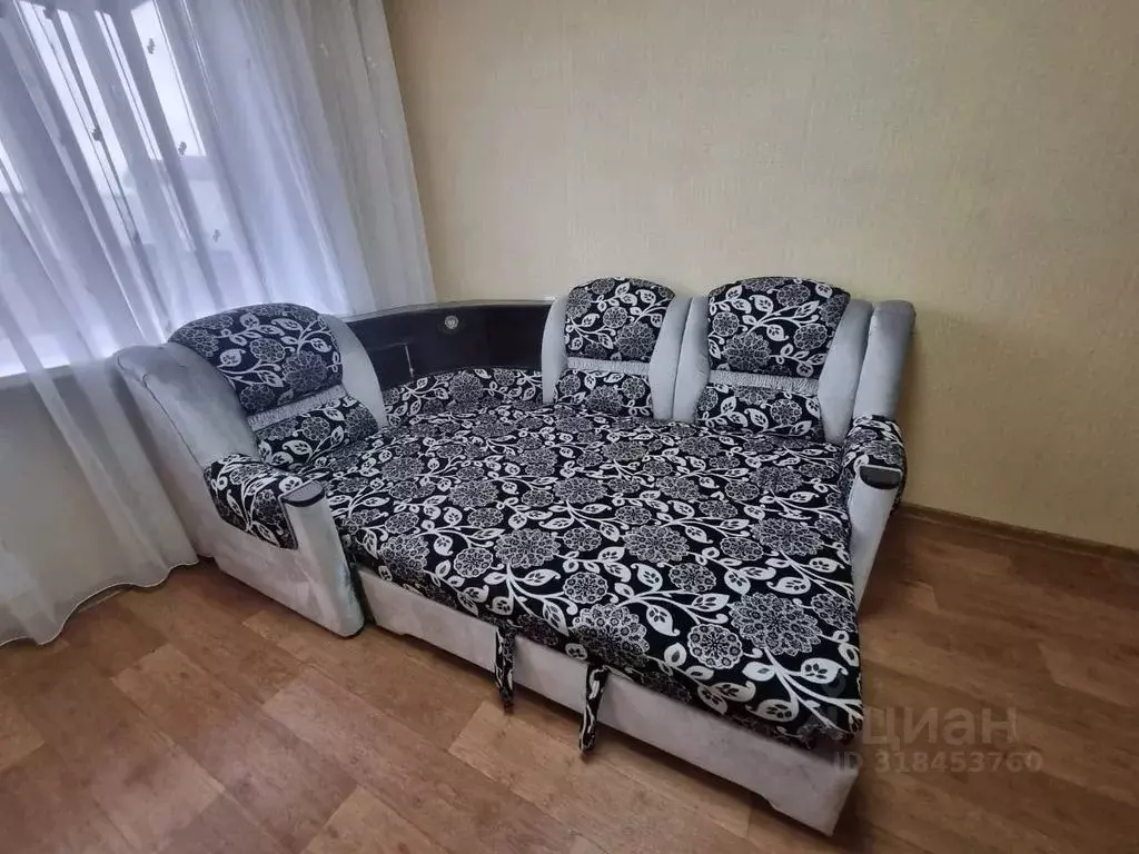 1-к кв. Ханты-Мансийский АО, Нефтеюганск 16-й мкр, 10 (30.0 м) - Фото 1