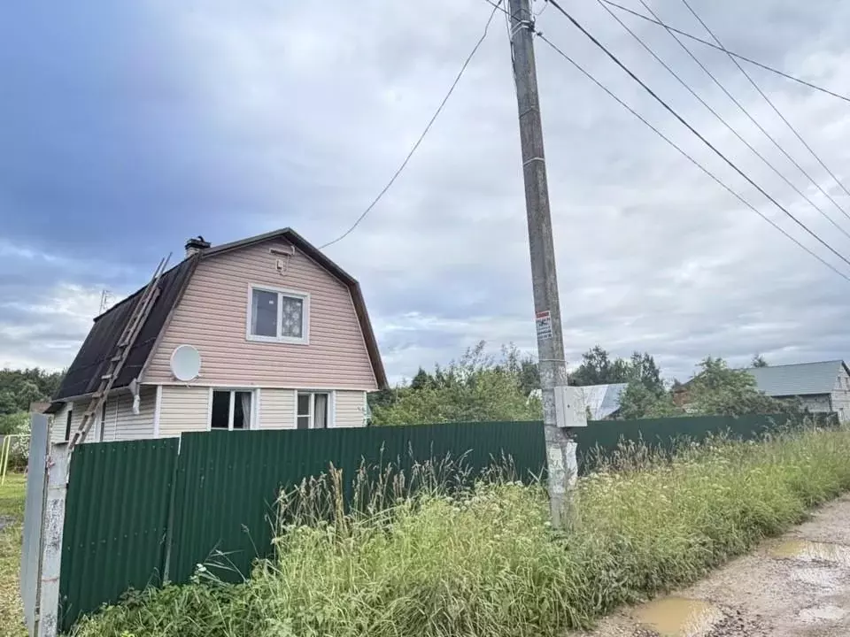 Дом в Ленинградская область, Кировский район, Синявинское городское ... - Фото 1