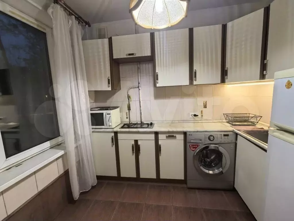 1-к. квартира, 42,5 м, 3/9 эт. - Фото 0