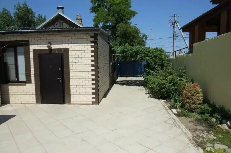 Дом в Краснодарский край, Ейск ул. Кропоткина, 4 (90 м) - Фото 1