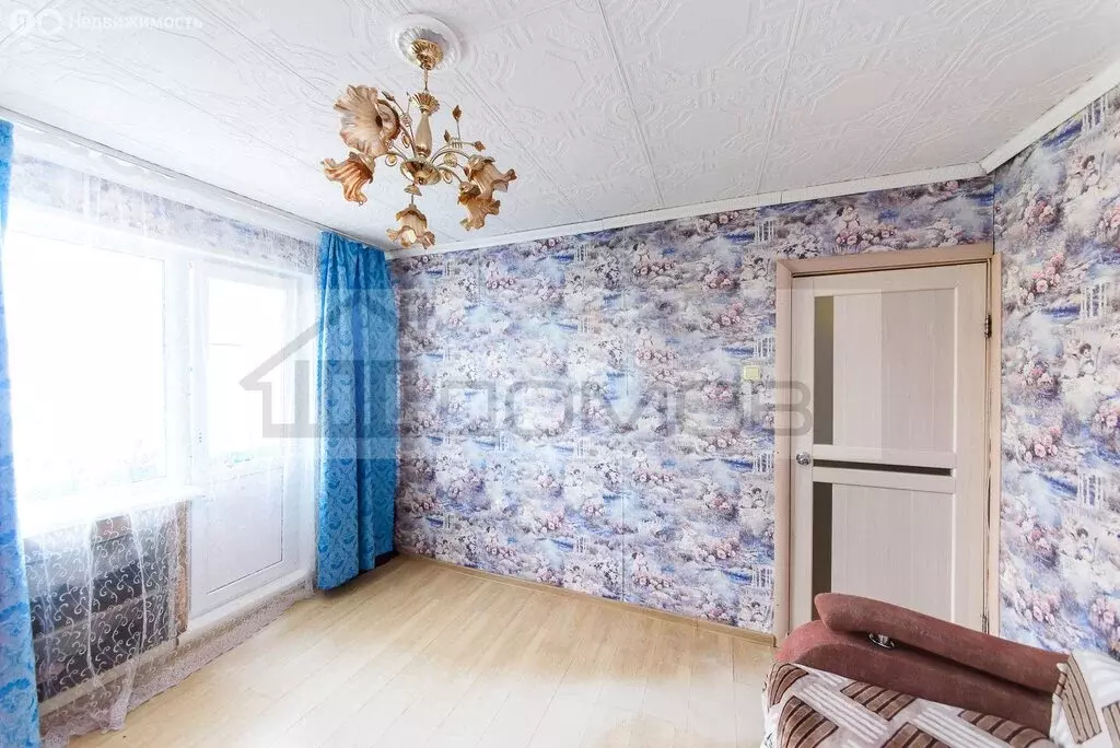 4-комнатная квартира: Лоскутово, улица Гагарина, 47 (58 м) - Фото 0