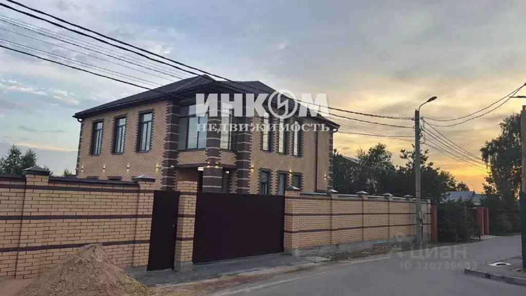 Дом в Москва д. Десна, ул. Рябиновая, 60 (220 м) - Фото 2