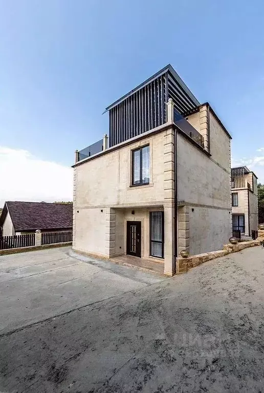 Дом в Краснодарский край, Сочи ул. Ворошиловградская (170 м) - Фото 1