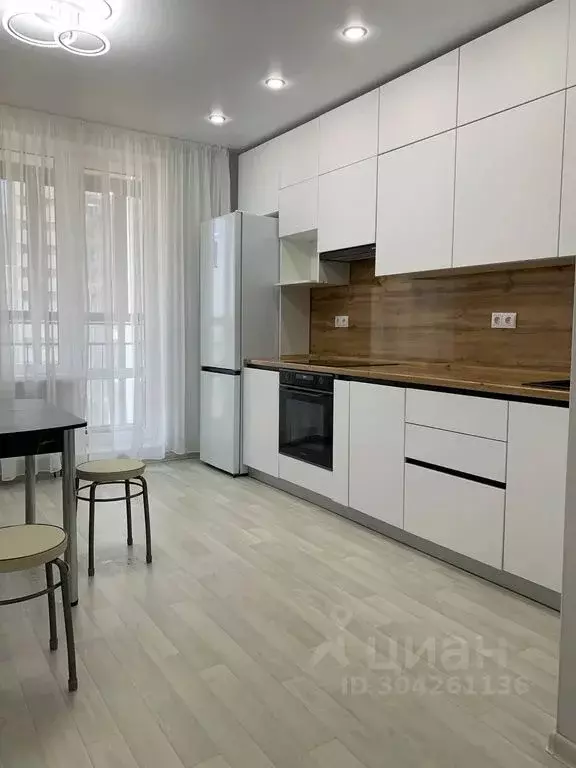 1-к кв. Татарстан, Казань ул. Мансура Хасанова, 15 (42.0 м) - Фото 0