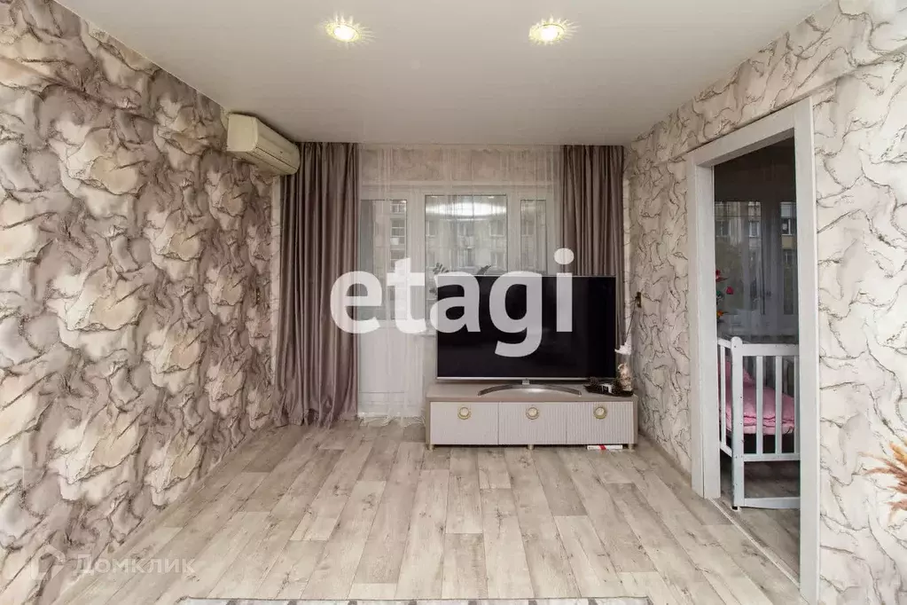 Продаётся 3-к квартира, 55.4 м - Фото 1