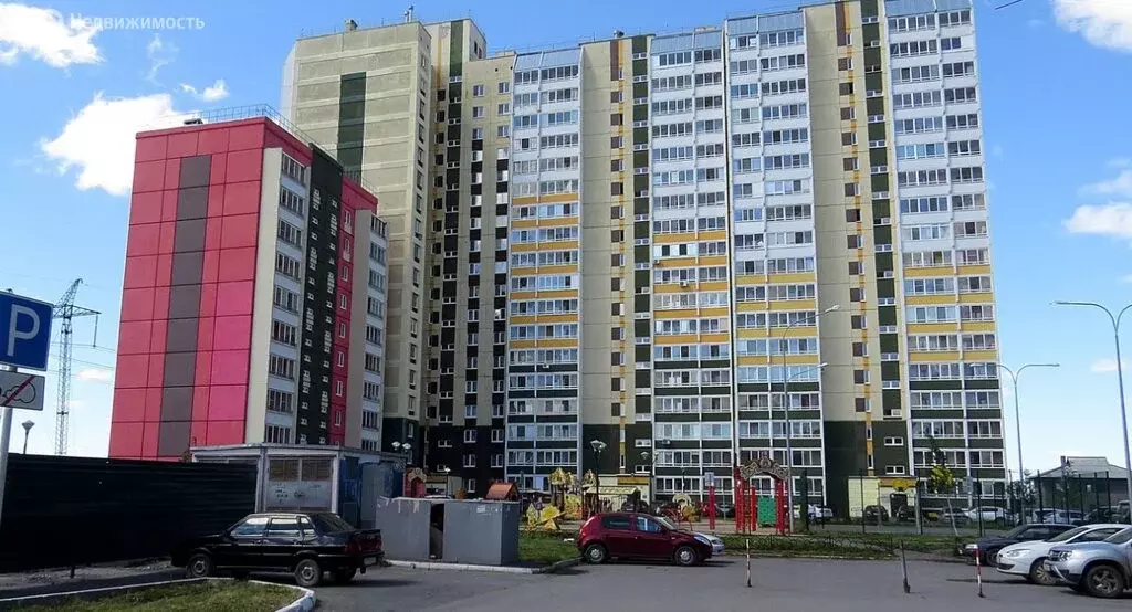 1-комнатная квартира: микрорайон Мелиораторов, улица Сидора Путилова, ... - Фото 0