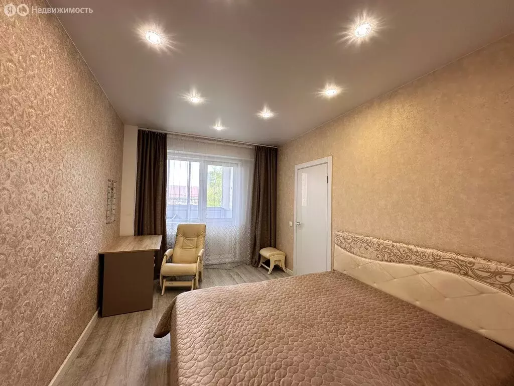 2-комнатная квартира: Иркутск, улица Пискунова, 142/2 (86.1 м) - Фото 1