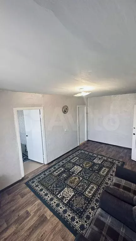 3-к. квартира, 60 м, 4/5 эт. - Фото 1