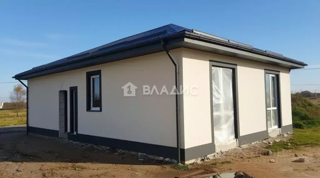 Дом в Калининградская область, Гурьевский муниципальный округ, пос. ... - Фото 1