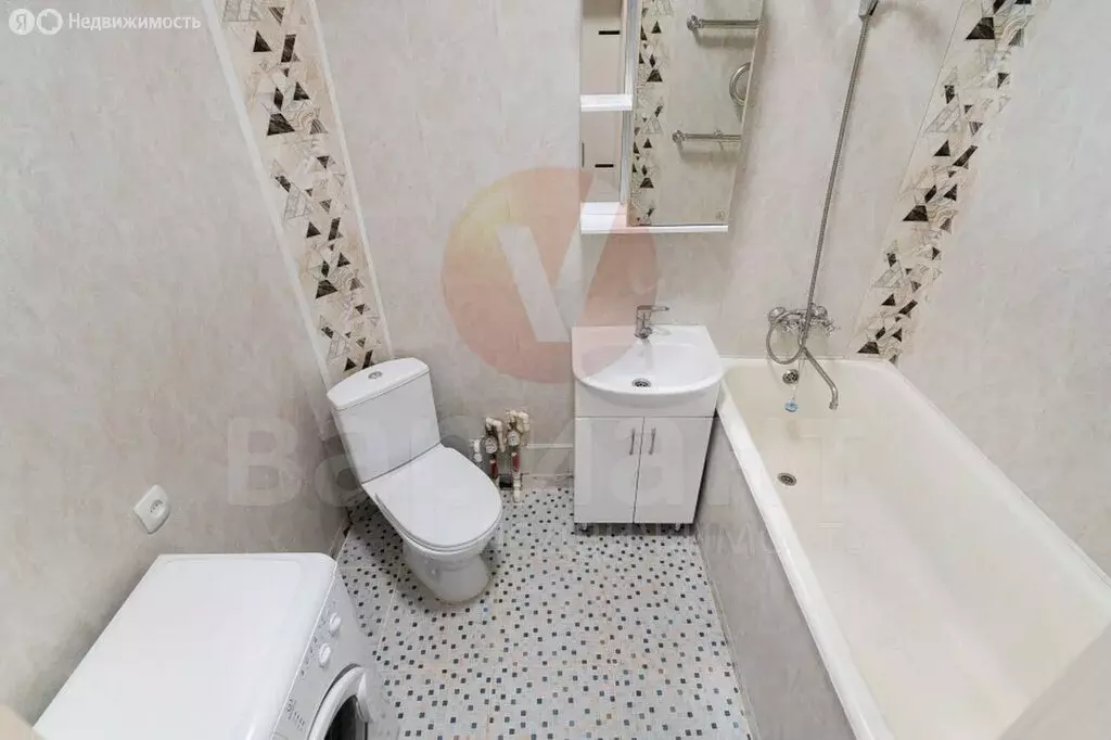 2-комнатная квартира: Омск, микрорайон Городок Нефтяников, улица ... - Фото 1