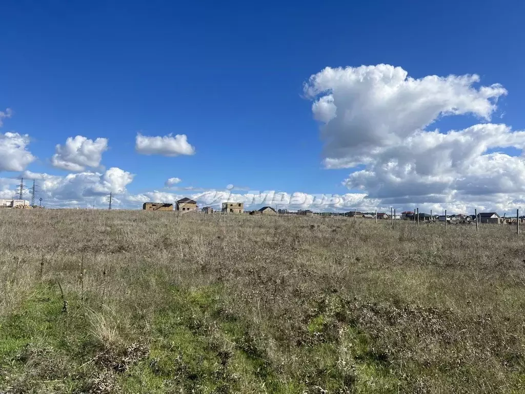 Участок в Крым, Симферопольский район, с. Мирное ул. Абдуль Тейфука ... - Фото 0