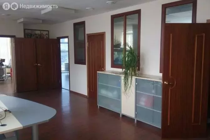 Офис (200 м) - Фото 1