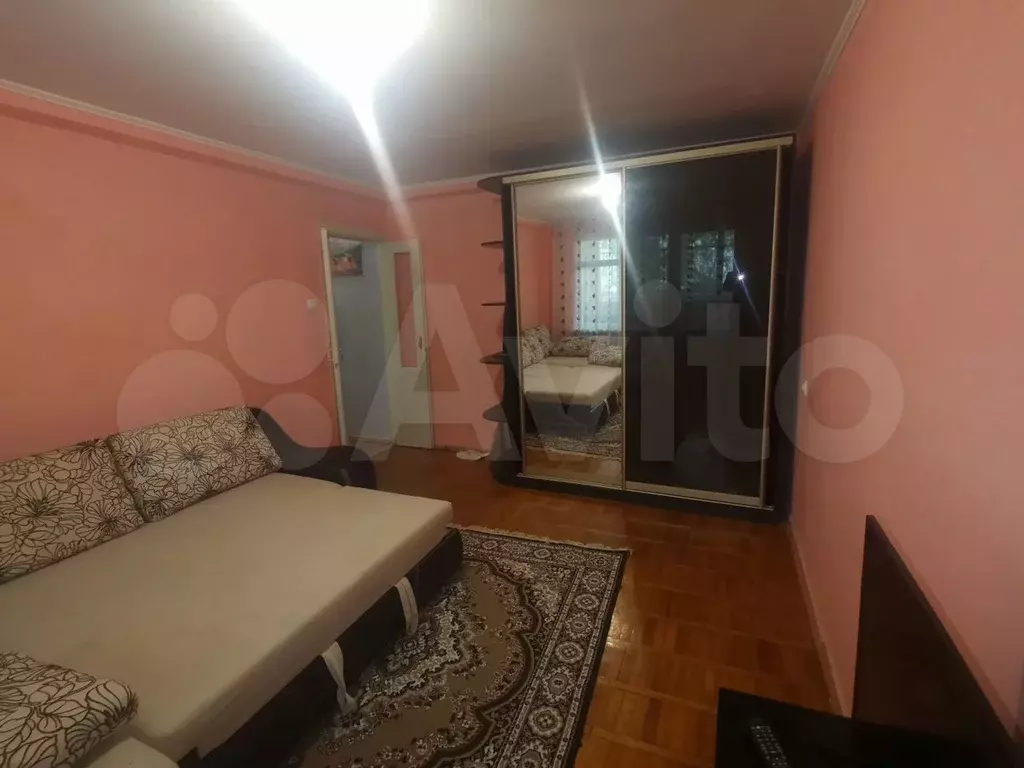 1-к. квартира, 38 м, 1/5 эт. - Фото 1