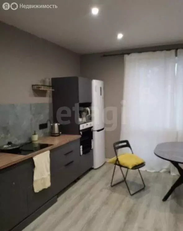 1-комнатная квартира: Златоуст, улица 40-летия Победы, 44 (52.4 м) - Фото 1