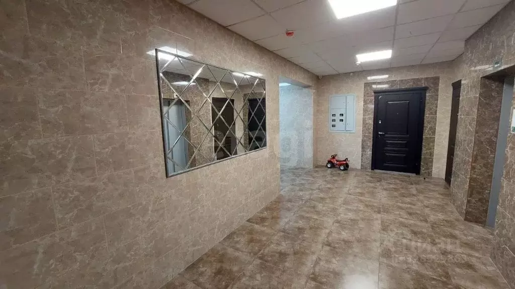2-к кв. Северная Осетия, Владикавказ ул. Астана Кесаева, 44Вк2 (78.5 ... - Фото 1