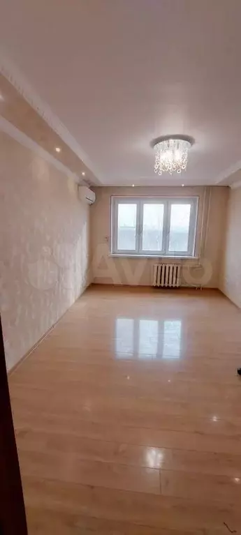 2-к. квартира, 52 м, 4/10 эт. - Фото 0