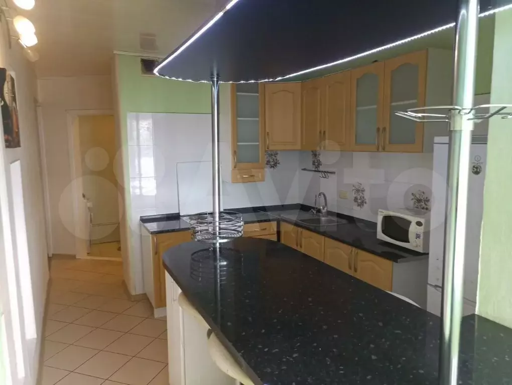 2-к. квартира, 60 м, 8/12 эт. - Фото 0