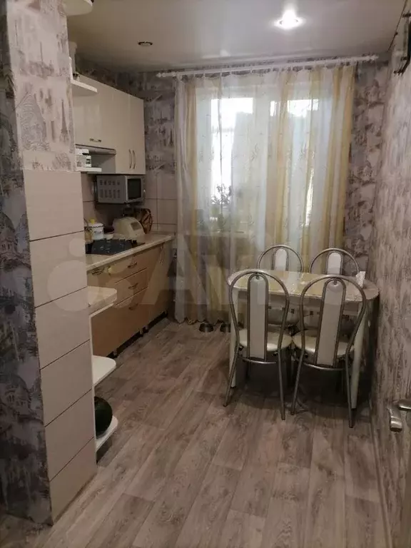 3-к. квартира, 65 м, 3/3 эт. - Фото 1