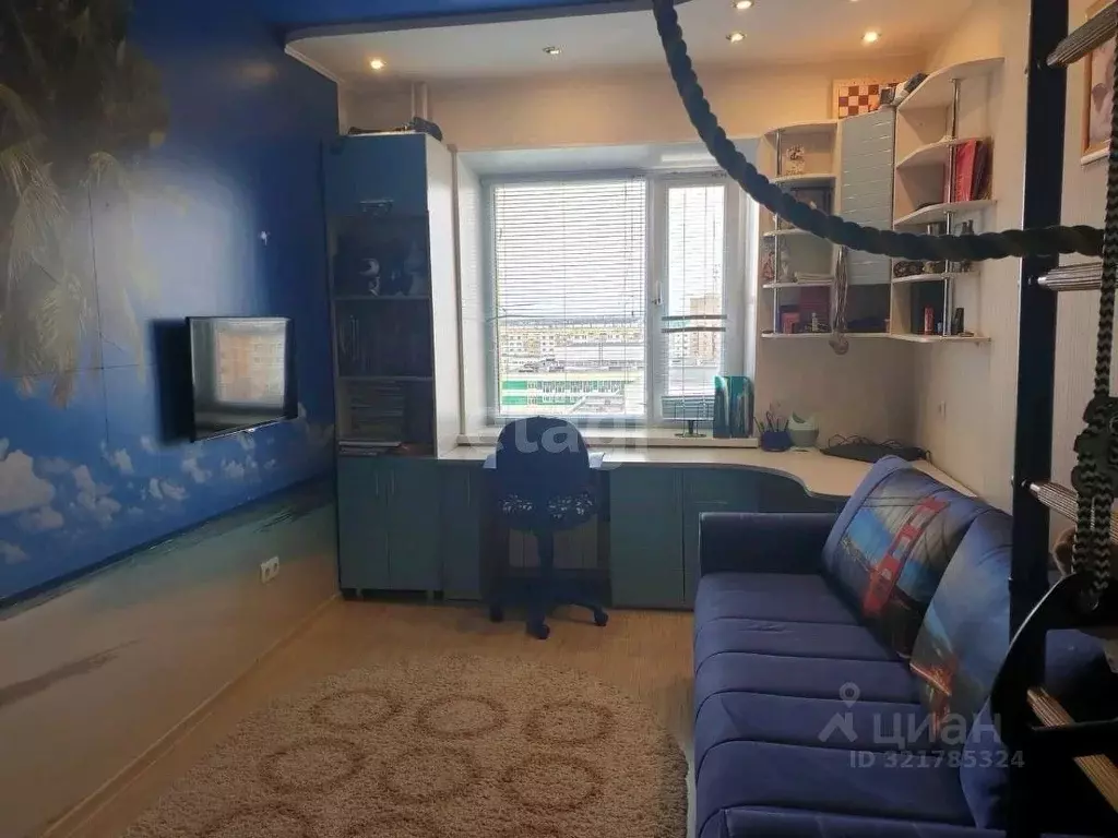 4-к кв. Ямало-Ненецкий АО, Новый Уренгой Юбилейный мкр, 5/6 (84.6 м) - Фото 1