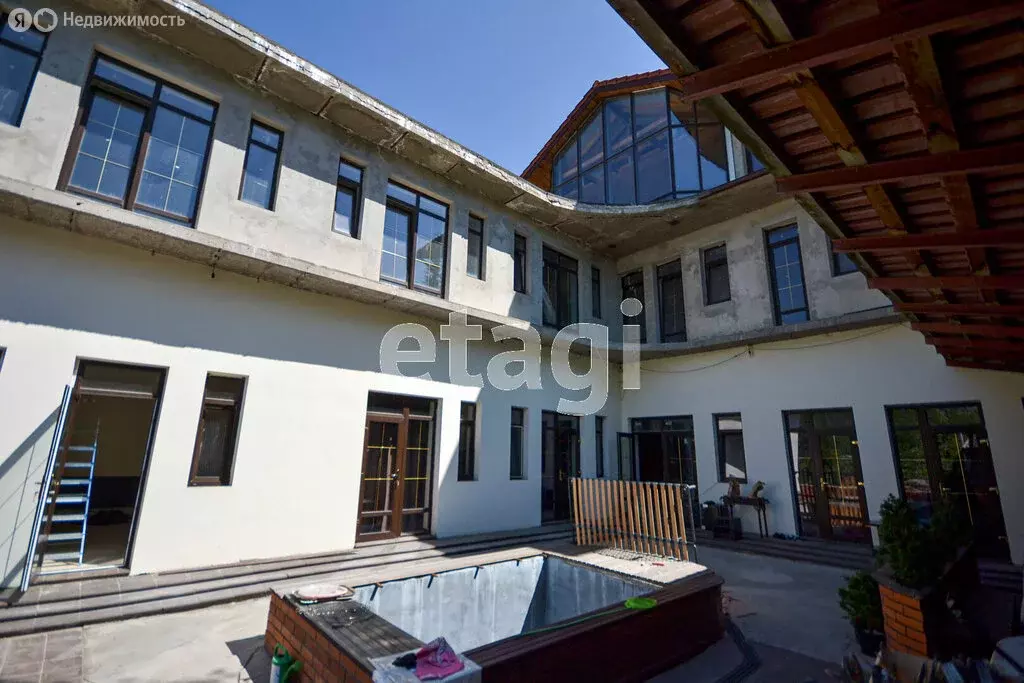 Дом в Севастополь, Балаклава, улица 9 Мая (650 м) - Фото 1