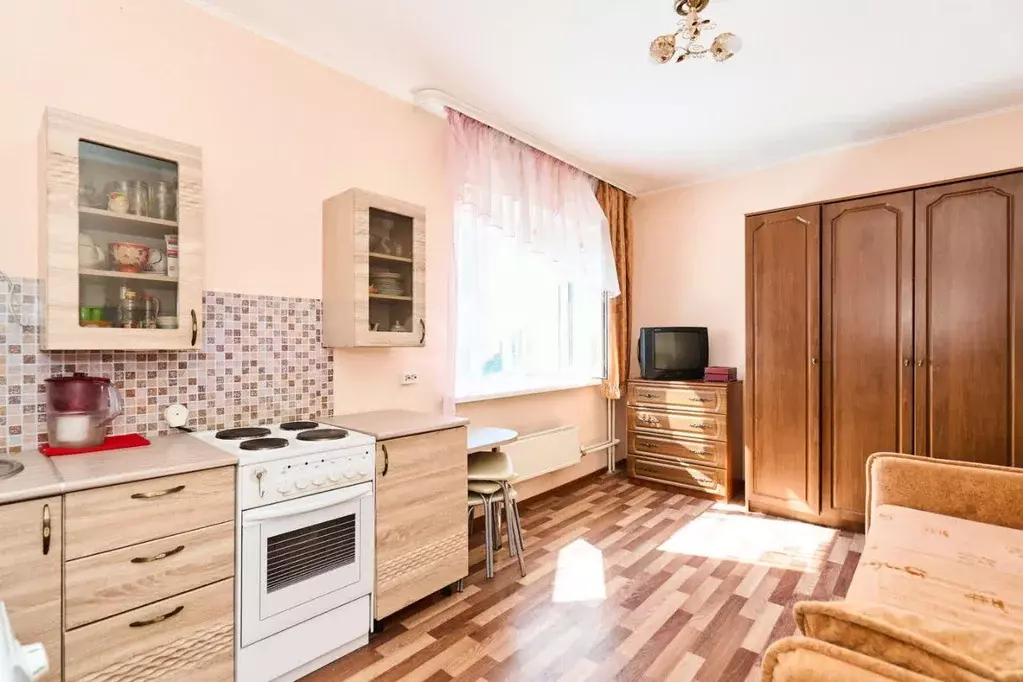 Студия Томская область, Томск Черемошники мкр, ул. Блок-Пост, 3Б (18.1 ... - Фото 0