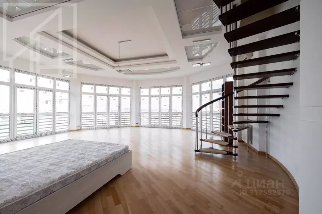 6-к кв. Москва Таганская ул., 36К2 (326.0 м) - Фото 1