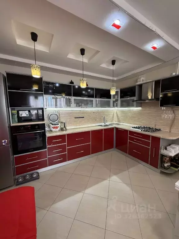 2-к кв. Чувашия, Чебоксары ул. Пирогова, 4к2 (74.0 м) - Фото 1