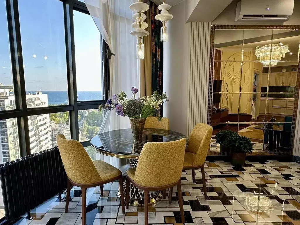 3-к кв. Краснодарский край, Сочи Центральный мкр, ул. Войкова, 21 ... - Фото 1