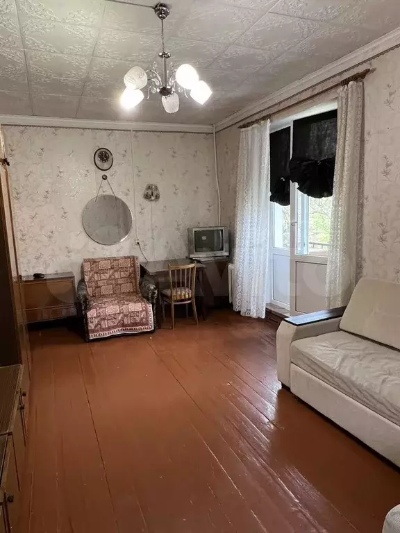 1-к. квартира, 30 м, 4/4 эт. - Фото 1