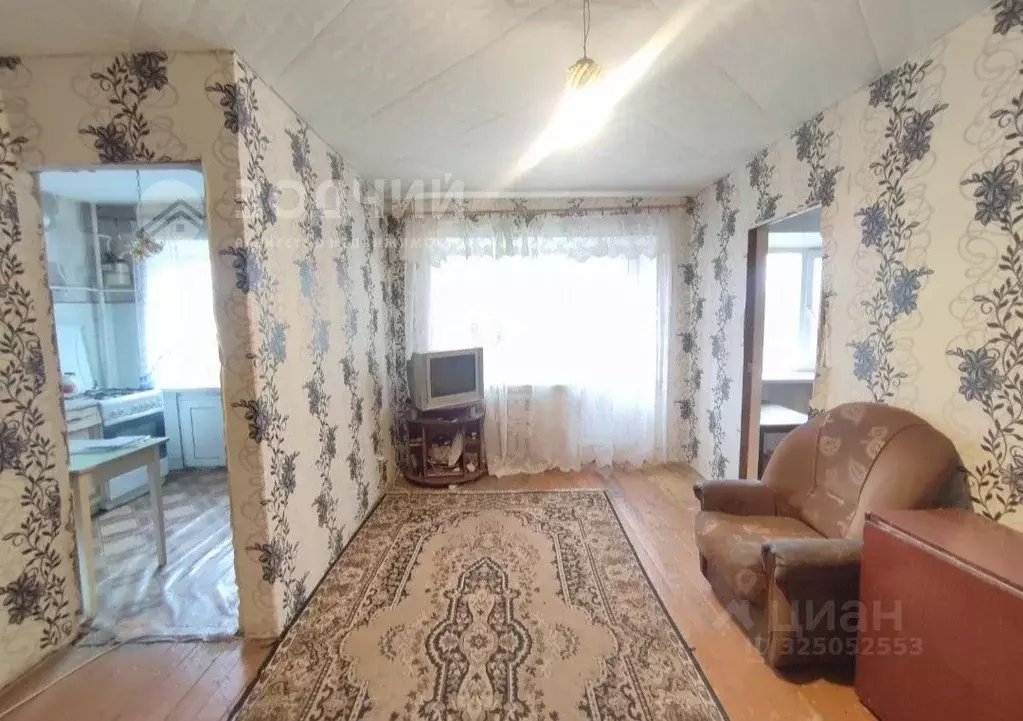 2-к кв. Чувашия, Канаш ул. Фрунзе, 13 (41.4 м) - Фото 2