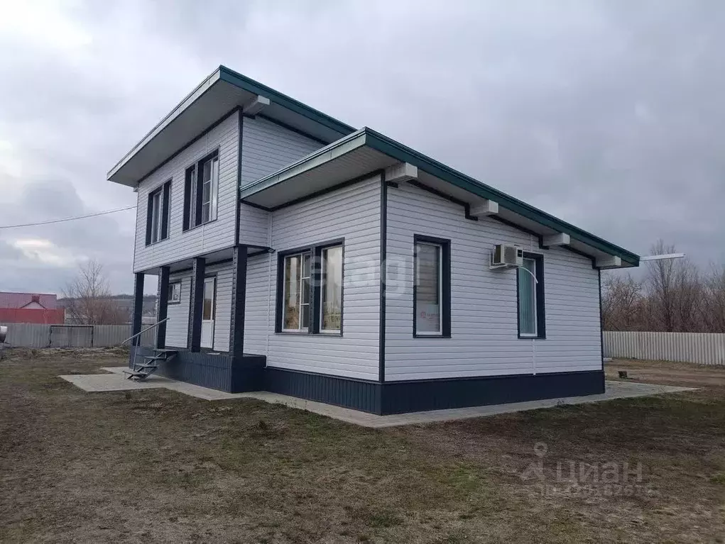 Дом в Белгородская область, Ровеньки городское поселение, Ровеньки рп ... - Фото 1