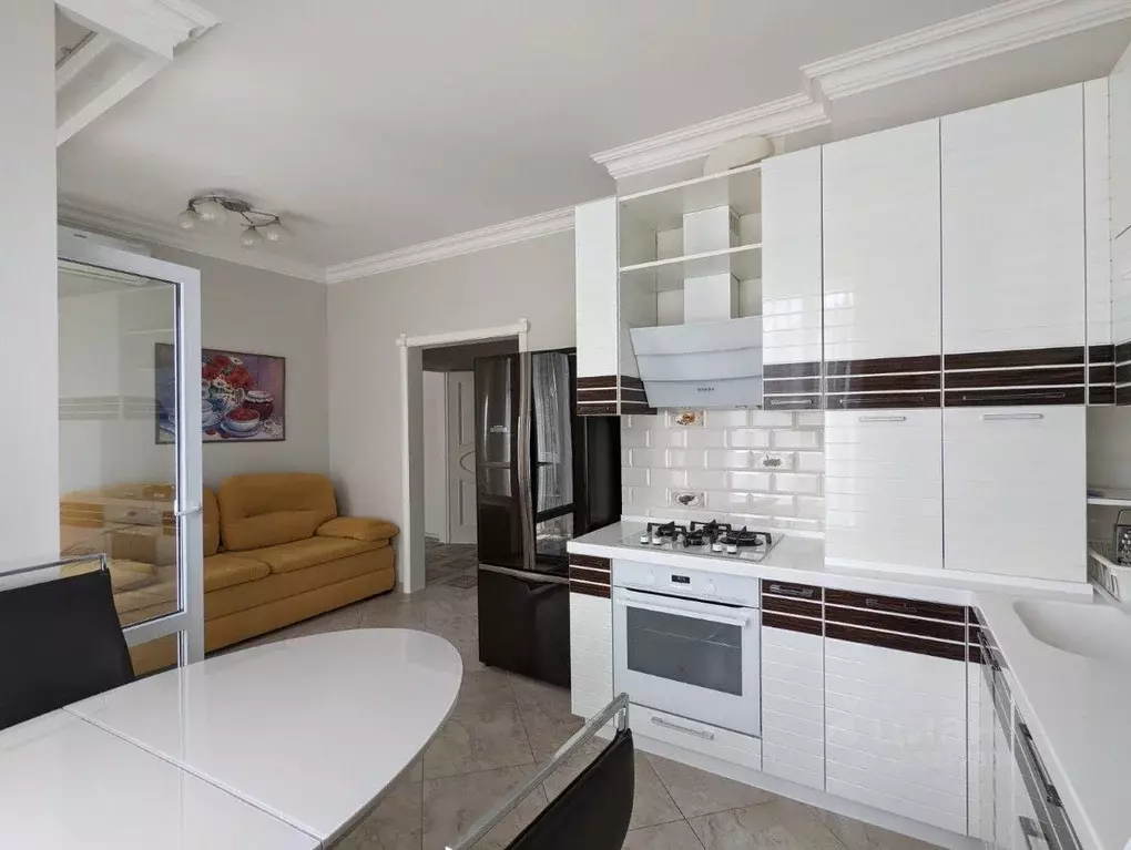 2-к кв. Краснодарский край, Геленджик ул. Шмидта, 6 (50.0 м) - Фото 2