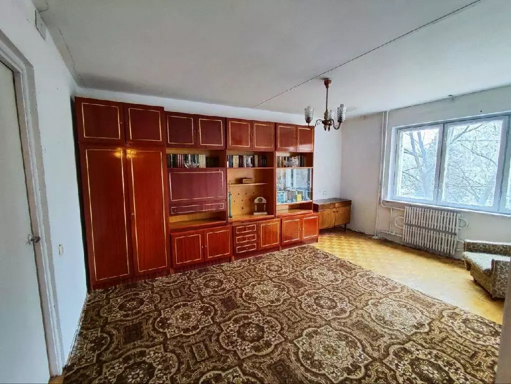 Продается 3-комнатная квартира - Фото 1