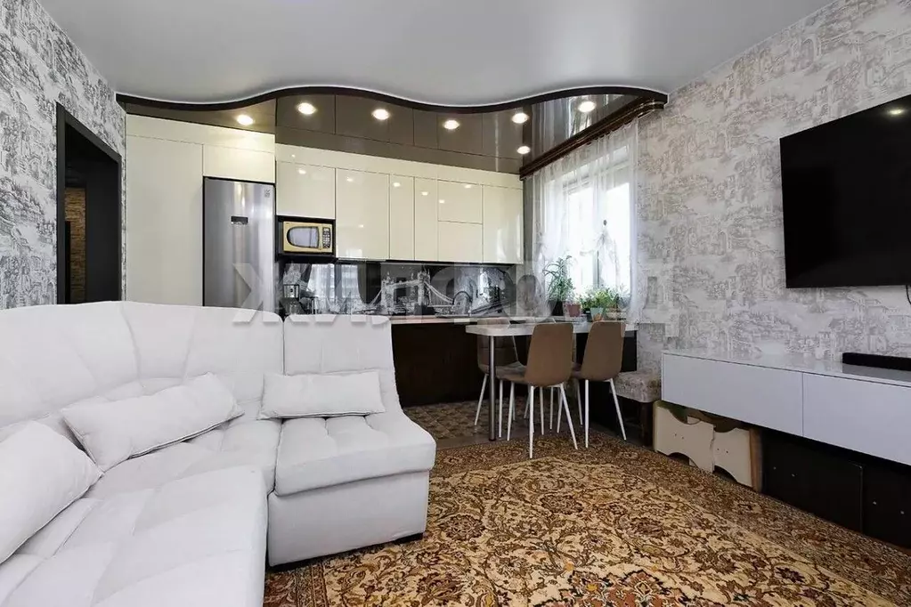 3-к кв. Новосибирская область, Новосибирск ул. Николая Сотникова, 9 ... - Фото 1