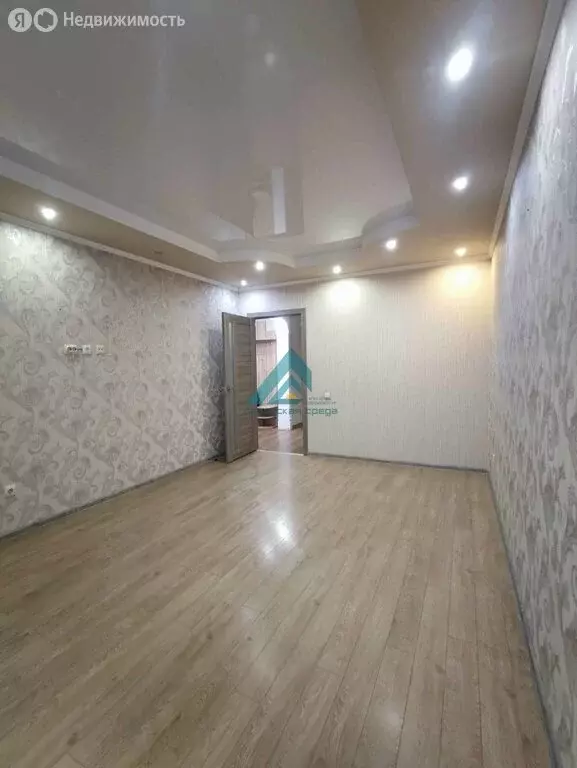 2-комнатная квартира: Оренбург, улица Геннадия Донковцева, 5/1 (63 м) - Фото 2