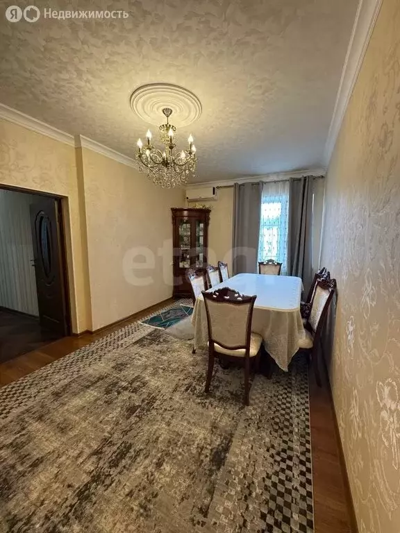 3-комнатная квартира: Магас, улица Дошлако Мальсагова, 7 (86 м) - Фото 1