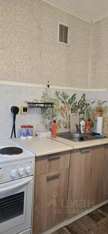 2-к кв. Свердловская область, Екатеринбург ул. Уральских Рабочих, 14 ... - Фото 1