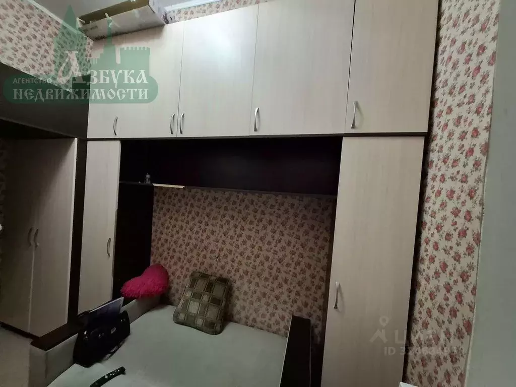 Комната Смоленская область, Смоленск Коммунистическая ул., 12 (9.4 м) - Фото 1