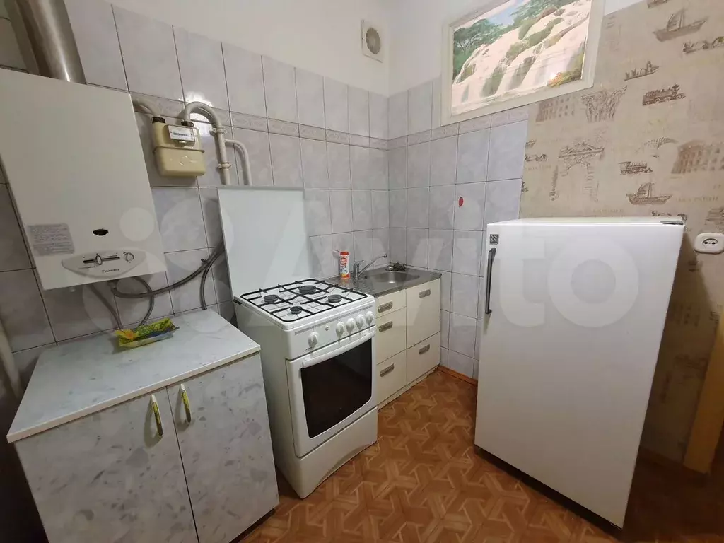 1-к. квартира, 32 м, 1/3 эт. - Фото 0