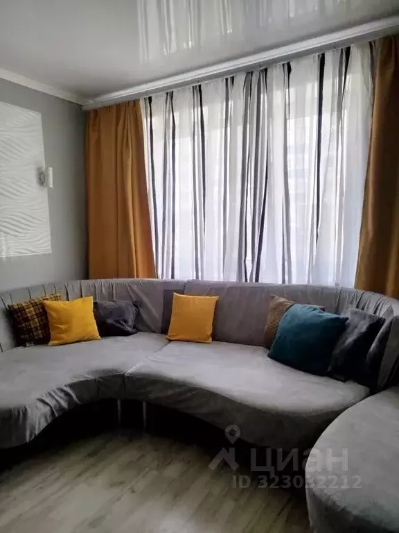 1-к кв. Брянская область, Брянск ул. Имени О.Н. Строкина, 3 (36.0 м) - Фото 1