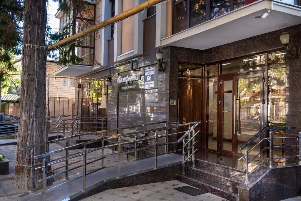 Студия Краснодарский край, Сочи ул. Демократическая, 66 (28.0 м) - Фото 2