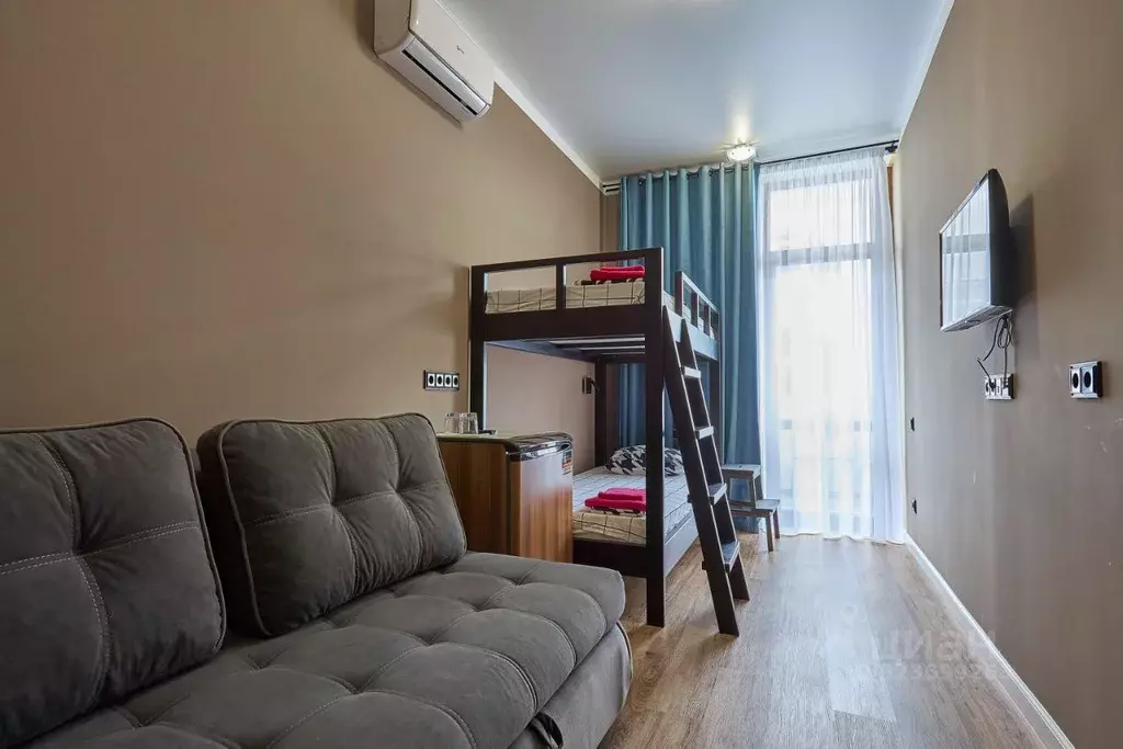 Комната Севастополь ул. Пляж Омега, 4-5 (25.0 м) - Фото 1
