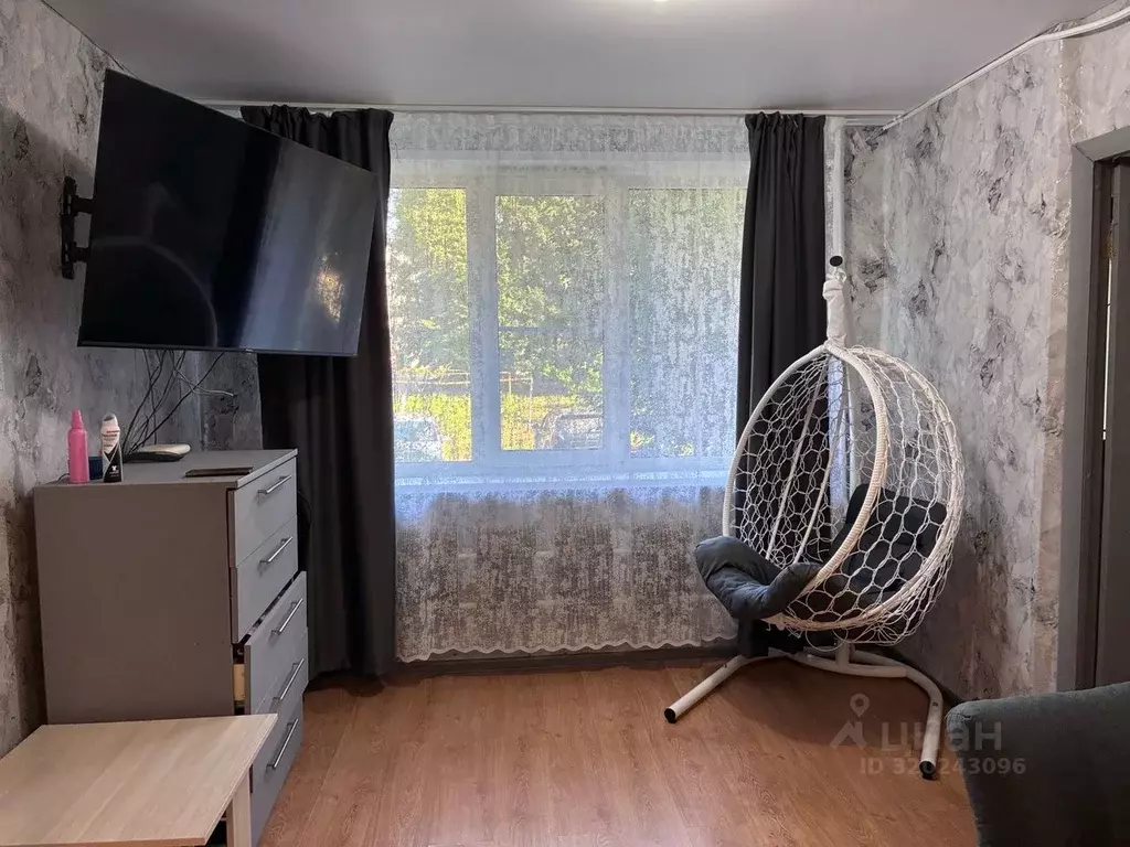 2-к кв. Орловская область, Мценск ул. Карла Маркса, 76 (44.3 м) - Фото 1