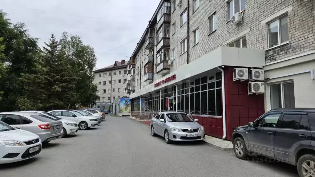 3-к кв. Тюменская область, Тюмень ул. Луначарского, 51 (62.1 м) - Фото 0