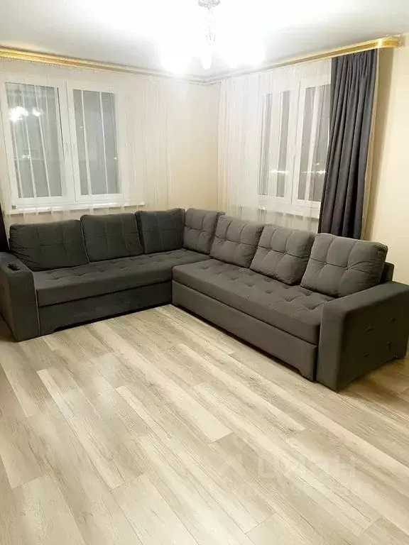 2-к кв. Татарстан, Казань ул. Братьев Батталовых, 20к2 (55.0 м) - Фото 0