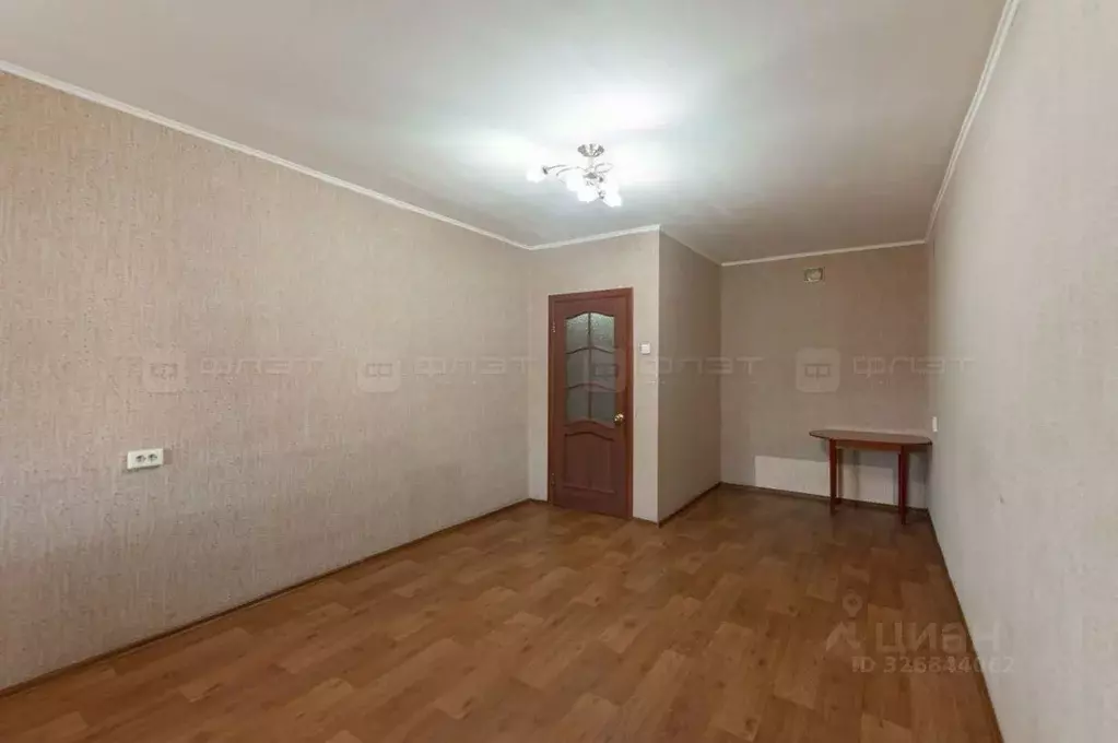 1-к кв. Татарстан, Казань ул. Серова, 41 (37.8 м) - Фото 1