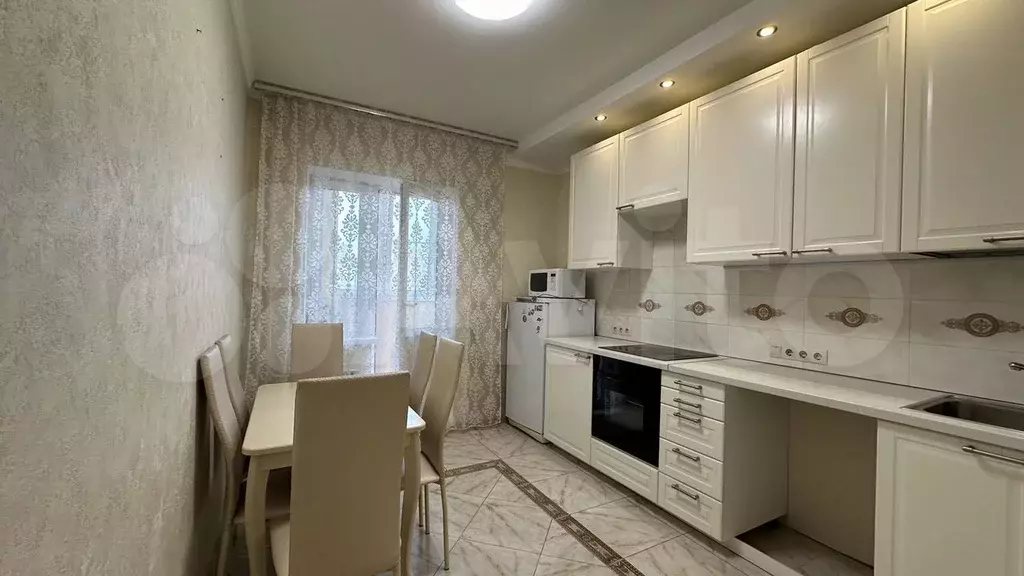 2-к. квартира, 65,5 м, 11/14 эт. - Фото 1