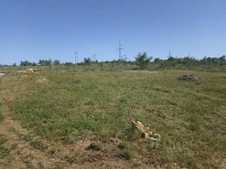 Участок в Крым, Симферопольский район, с. Мазанка ул. ... - Фото 0